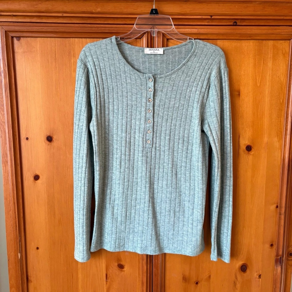 Light Heathered Green Ribbed Henley Top